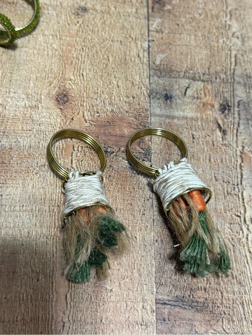 Pier 1 Easter Farmhouse Carrot Basket, Bunny, Carrots Napkin Rings Assorted Ado